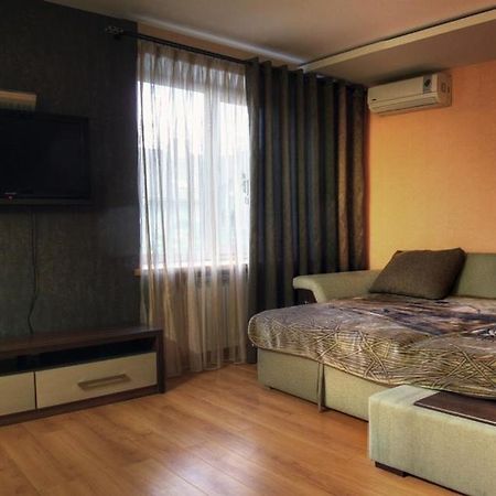 Flat in the center of the city Vinnytsia Exterior photo